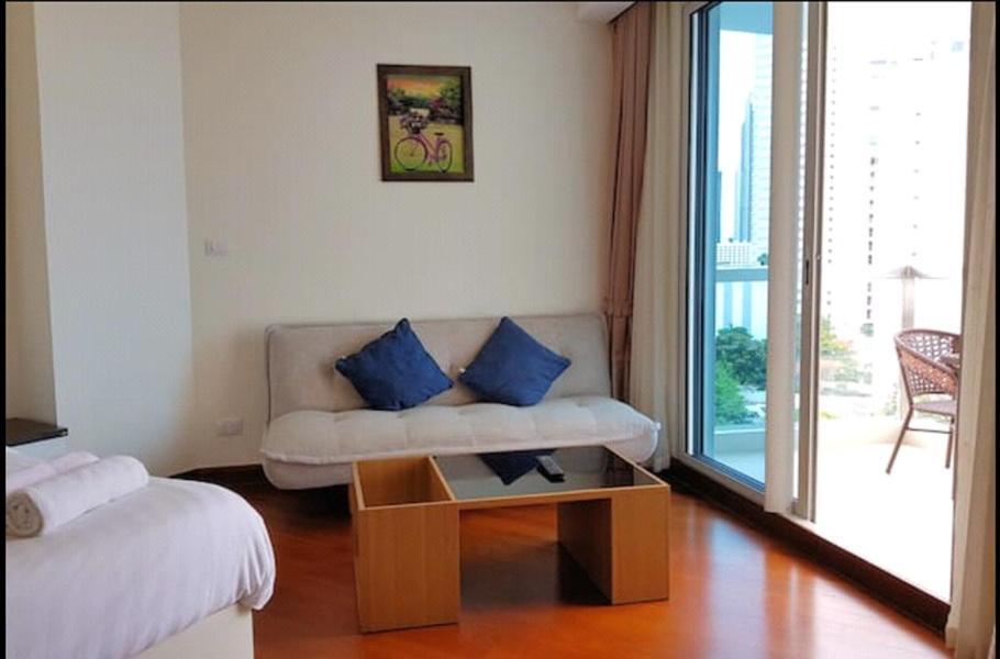 Apartment The Palm Wongamat Pattaya
