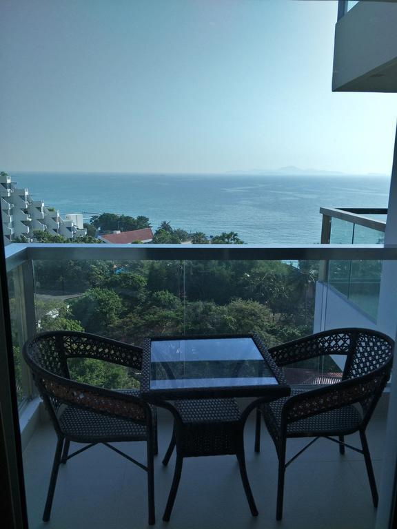 Apartment The Palm Wongamat Pattaya